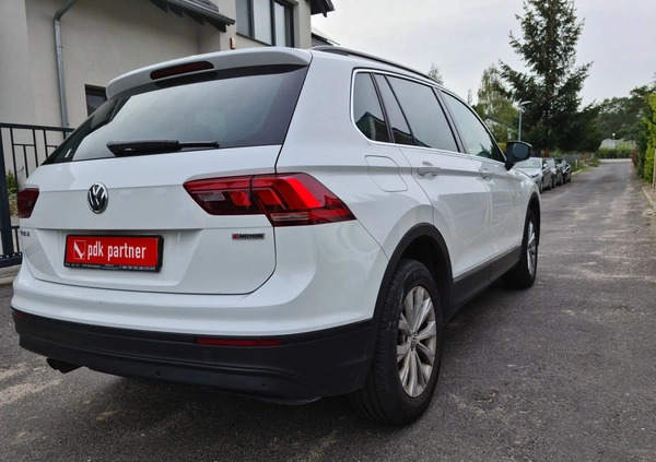 Volkswagen Tiguan cena 107999 przebieg: 55000, rok produkcji 2019 z Złoty Stok małe 704